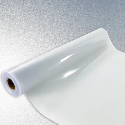 Produktbild von Selbsthaftend Fensterfolie 45x25 cm - Matte Klara - Sichtschutzfolie Fenster Milchglas Design statisch haftend - Fensterfolie Blickdicht für Bad und Büro - Tageslicht genießen, Sichtschutz erhalten
