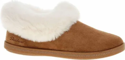 A single brown slipper with white faux fur trim is shown against a white background.