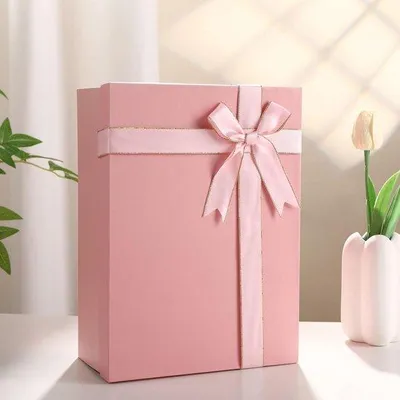 Zdjęcie produktu dla Pudełko na prezenty wielokrotnego użytku z papierem ściernym – 225 x 16 x 85 cm – różowe