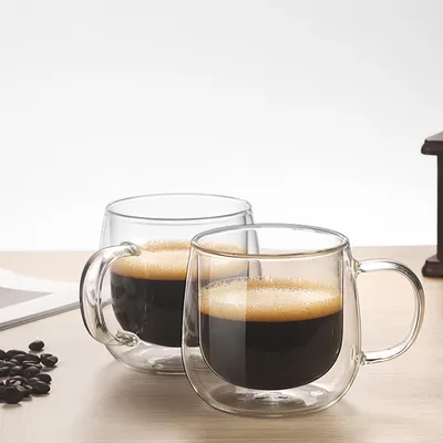 Produktbild von Doppelwandige Latte Macchiato Gläser Set, 2 Stück Doppelwandige Kaffeegläser mit Henkel,130ml Kaffeetassen Glas für Cappuccino,Latte,Tee,EIS,Eistee,Bier