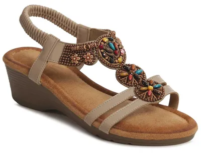 Produktbild von topschuhe24 3252 Damen Keilabsatz Sandalen, Farbe:Beige, Größe:41 EU