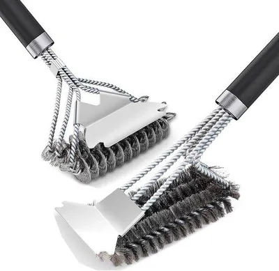 Produktbild von Set aus 2 Grillbürsten mit extra langen Borsten aus Edelstahl und einem Schaber, mit hitzebeständigem PP-Griff, geeignet für Holzkohlegrills und