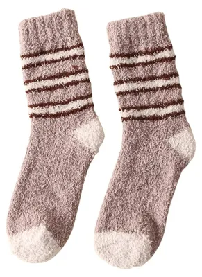Produktbild von Flauschige Socken für Damen im Winter
