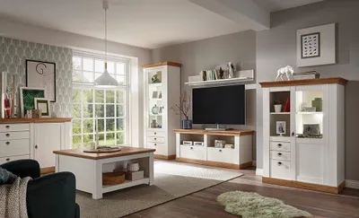 Produktbild von Komplett Landhaus Wohnzimmer-Set LINARES-61 in Pinie weiß / Wotan Eiche Nb. - Stellmaß Wohnwand: B/H/T ca.: 366/204/52cm