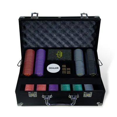 Produktbild von CCLIFE Pokerset im Koffer mit 500 Chips, inkl. Karten, Würfel, Tischauflage und Buttons (Small Blind, Big Blind, Dealer), Chips mit selbst bestimmbarem Wert, für Heimgebrauch, in 5 Farben, 32 x 26 x 20 cm