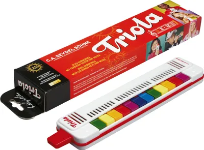 A Seydel Triola 12 harmonica and its packaging are displayed against a white background.