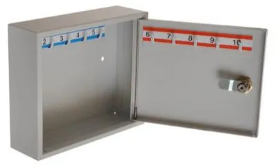 Zdjęcie produktu dla LEOMAR | Szafka na klucze z 10 haczykami | Skrzynka na klucze wykonana z blachy stalowej | Zamykana | Montaż ścienny | 6x20x17 cm | Z materiałem montażowym