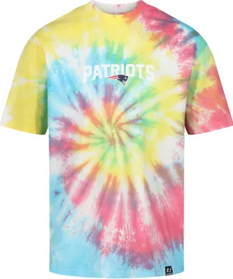 Produktbild von Recovered T-Shirt NFL Patriots Mark für alle New England Patriots-Fans Rainbow Tie Dye 3XL