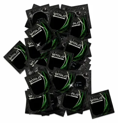 Produktbild von VITALIS Kondome Pack XL | Nennbreite 57 mm | Gefühlsechte | 100 Premium mit Gleitmittel auf Silikonbasis | Transparente, Extra Groß, KI-generiertes Bild