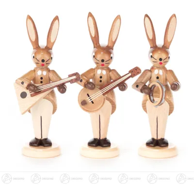 Produktbild von Hasentrio mit Balalaika, Banjo und Schellenring, natur Höhe = 8cm NEU
