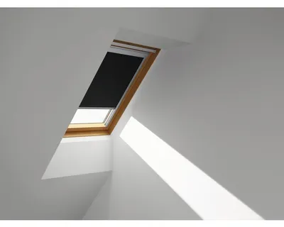 Immagine prodotto di Tenda a rullo oscurante VELUX a comando manuale DBL M06 4249