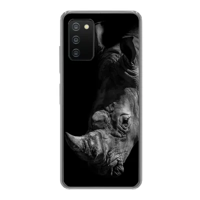 Produktbild von MuchoWow® Handyhülle Schutzhülle Hülle für Samsung Galaxy A03s Nahaufnahme eines Nashorns auf schwarzem Hintergrund Silikon Softcase Handy Hülle - Schutz
