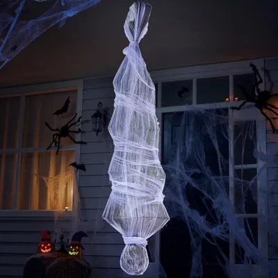 Zdjęcie produktu dla Kokonowe zwłoki na Halloween do powieszenia jako upiorna dekoracja zewnętrzna