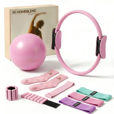 Produktbild von Homeblend Pilates Set 9-teilig – Pink – Pilates Ring, Pilates Ball, Widerstandsbänder, Hand- & Fußgelenkgewichte, Anti-Rutsch-Socken – Fitness Set für Home Workout & Core Training