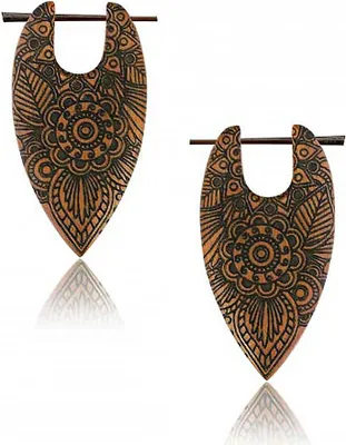 Produktbild von viva-adorno Holz Ohrringe geschnitzt Creolen Blüten Blumen Tribal Gravur Ohr Piercing Pin Ohrringe graviert CE20, Pfeilspitze