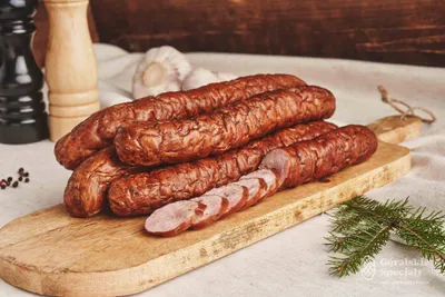Obrázok produktu pre Údená bravčová ušľachtilá klobása, cca 0,6 kg