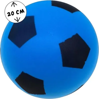Productafbeelding van Zachte, blauwe schuimbal in voetbaldesign - veilige kinderbal voor binnen en buiten, geschikt vanaf 0 jaar - lichte speelbal voor de eerste balsporten