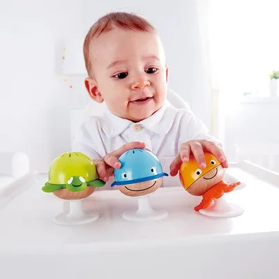 Image de Hape Set de hochets à ventouse | Trois animaux avec anneaux de dentition, tortue, pieuvre et baleine | Jouets éducatifs dès 0 mois Single