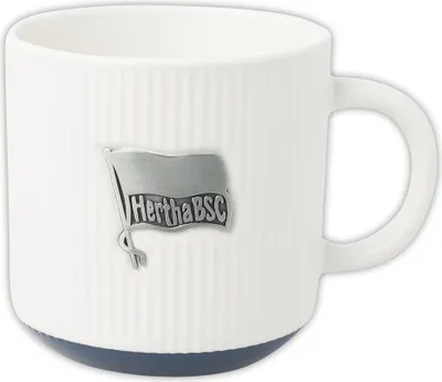 Produktbild von Hertha BSC Platine Tasse aus Keramik mit Metall-Fahne, 0,3 Liter Fassungsvermögen