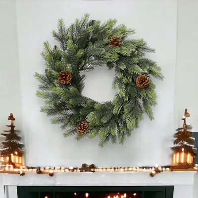 Produktbild von Meisterhome® Weihnachtskranz aus PolyurethanKunststoff - Ø 50 cm Weihnachtskranz, Adventskranz, Türkranz für Weihnachten, künstlicher Tannenkranz, Tischkranz, - Inkl. Goldfarbener Aufhänger