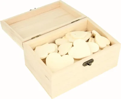 Produktbild von Truhe mit 53 Holzherzen aus Naturholz zum Dekorieren, Gästebuch zur Hochzeit