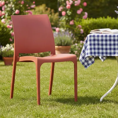 Image de Douchanbé - Chaise Extérieure, Rose, une Chaise  Italy