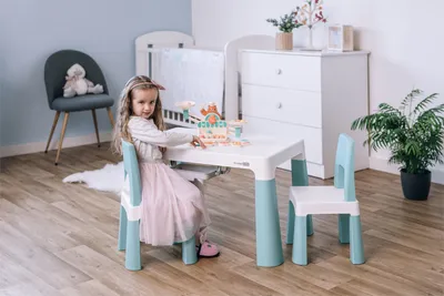 Produktbild von FREEON Kunststofftisch mit Stühlen Neo, weiß, grün