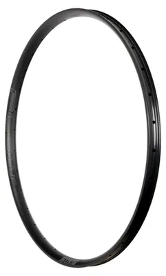 Obrázek produktu pro Ráfek STAN'S "FLOW MK4" 30 x 622, (29"), černý / 32 děr
