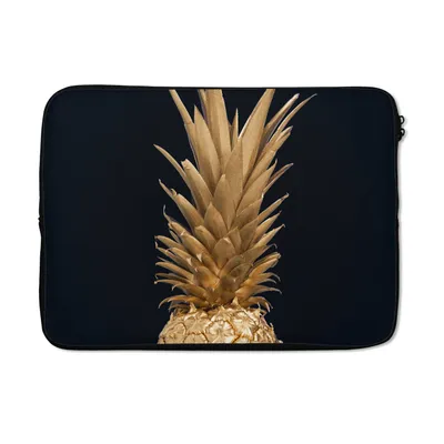 Produktbild von MuchoWow® Laptop Hülle 13 Zoll Ananas - Gold - Farbe - Schwarz - Obst - Luxus Laptoptasche - Laptophülle - Sleeve - Rundumschutz