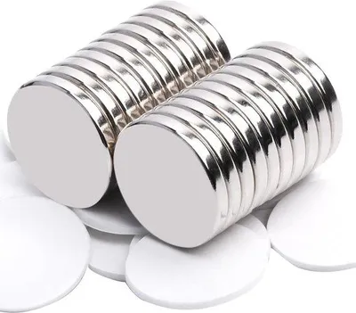 Produktbild von Famanu selbstklebende Magnete - neodymium - stark - 20 Stück - rund - 20 x 3 mm