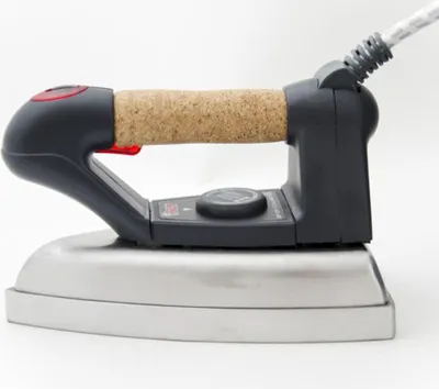 Produktbild von POLTI Dampfstation Vaporella Super Pro 1750 W POL-007