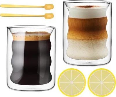 Produktbild von Famanu Latte Macchiato Gläser Set - Doppelwandige Kaffeegläser mit Löffel und Untersetzer, 200 ml
