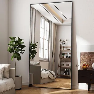 Productafbeelding van Grote spiegel voor het hele lichaam, 200x90 cm. Grote staande spiegel met voet, geschikt om aan de muur te hangen of tegen de muur te plaatsen. Ideaal voor slaapkamer, hal of kleedkamer. Kleur: zwart