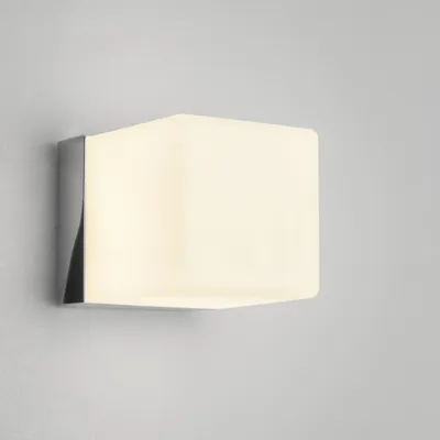 Immagine prodotto di Applique Cubo Applique da bagno Lampada da parete Design luminoso Vetro opalino