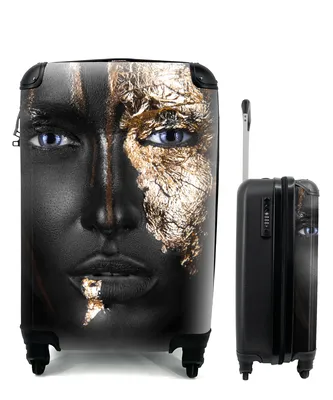 Produktbild von MuchoWow® Koffer Handgepäck Trolley Rollkoffer Kleine Reisekoffer mit 4 Rollen - Frau - Schwarz und Gold - Cabin Size < 55x40x23 cm & 55x40x20 cm - Fotokoffer - Kabinenkoffer - Boardgepäck - Reise-Box - Reisekoffer - Reisegepäck - Koffer mit Bild - Trolley für Kinder
