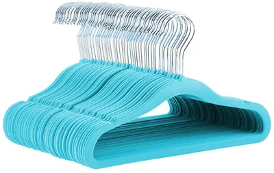 Productafbeelding van Amazon Basics fluwelen kinderhangers, antislip, voor baby's en peuters, 29,5 cm (voor babykleding), verpakking van 50, blauw