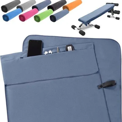 Produktbild von Famanu Fitnesshandtuch 120 x 50 cm - mit Reißverschluss, kompakt und schnelltrocknend - marineblau