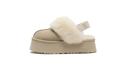 Produktbild von UGG FUNKETTE SAND - Sandalen mit Plateausohle, Größe 38