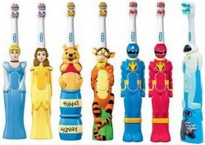 Produktbild von Braun ORAL-B AP 400 KIDS D 2010 Rotierende Kinderzahnbürste, Batteriebetrieb (sortiert)