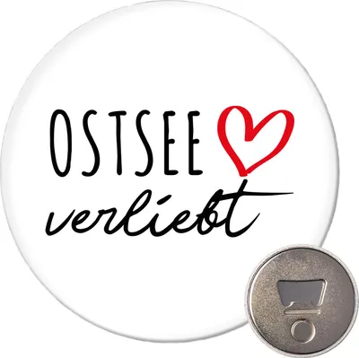 Produktbild von Huuraa Magnet Ostsee verliebt 59mm Kühlschrankmagnet rund Flaschenöffner Geschenkidee