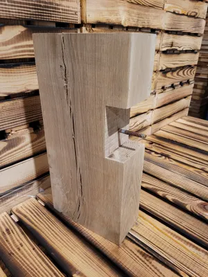 Produktbild von Holzbohle Eiche ( massiv) mit Gebrauchspuren 39x19x9cm