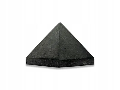 Zdjęcie produktu dla Szungitowa piramida, 5x5 cm. Ochrona przed promieniowaniem elektromagnetycznym, neutralizacja geopatycznych stref, harmonizacja
