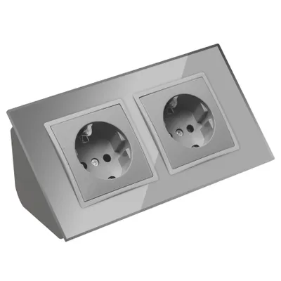 Produktbild von Glas Ecksteckdose 2-fach Steckdosenblock 45° Verteilerdose silber.