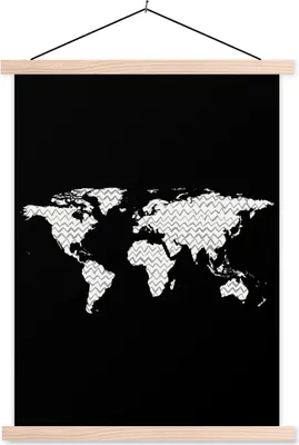 Produktbild von MuchoWow® Textilposter Weltkarte - Design - Dreieck 60x80 cm mit holzfarbenen Rahmen - Wandbild