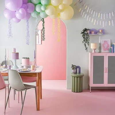 Productafbeelding van Glazen bolvormige kaarshouder voor decoratie tijdens feestjes