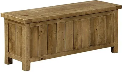 Produktbild von Holzschreibtisch mit Holzunterbau und Aufbewahrungsraum für eine landhausartige Atmosphäre