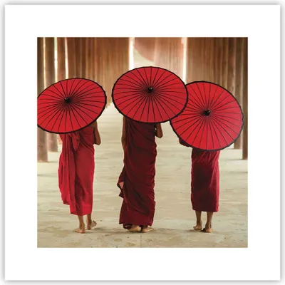Produktbild von Poster - Poster ohne Rahmen - Bhutan Regenschirm Rot - 30x30 cm - Wand Bild - Wanddeko - Wandbilder - Kunstposter - Wandposter - Bilder - Kunstdruck - Wanddekoration - Wandbild - P2XAC30x30-4290
