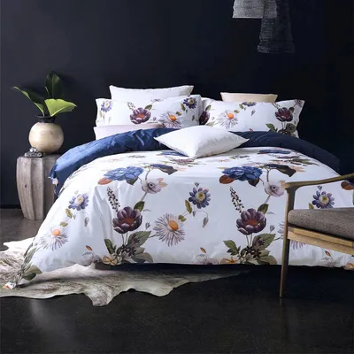 Produktbild von Traumschlaf Premium Bettwäsche Dublin blau, Schweizer Mako-Satin 155x220 cm + 80x80 cm