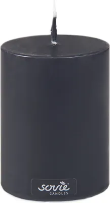 Produktbild von Sovie CANDLES Stumpenkerze in Schwarz Ø 70 mm x H 100 mm, Brenndauer ca. 52 Std. - 1 Stück