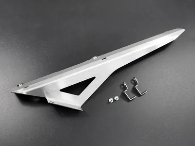 Zdjęcie produktu dla Osłona łańcucha ZIEGER kompatybilna z Hondą VFR 800 X Crossrunner srebrna